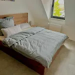 Er-Is Zimmervermietung